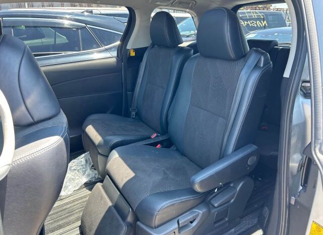 
								TOYOTA 5-SERIE ESTIMA 2024 full									