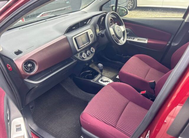 
								TOYOTA FUSION VITZ full									