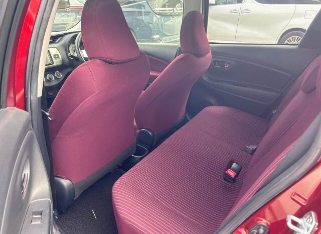 
								TOYOTA FUSION VITZ full									