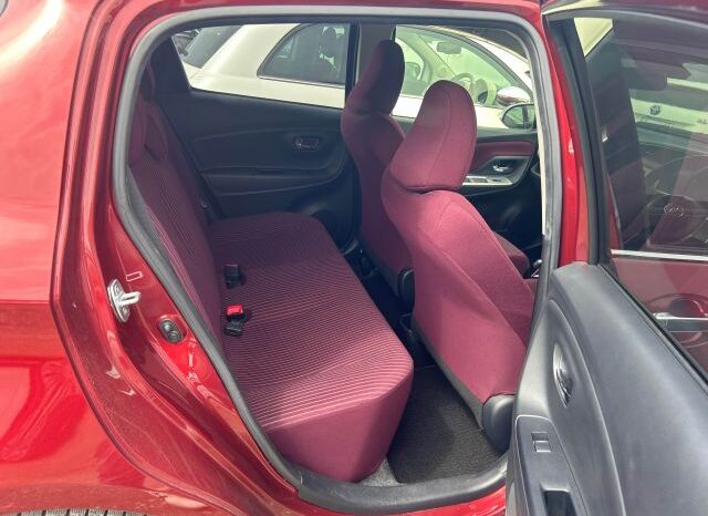 
								TOYOTA FUSION VITZ full									