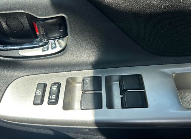 
								TOYOTA GENESIS VITZ full									