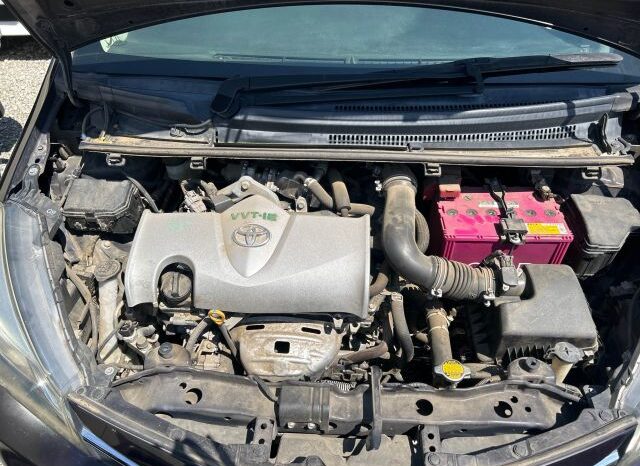 
								TOYOTA GENESIS VITZ full									