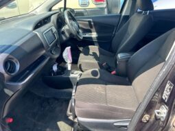 
										TOYOTA GENESIS VITZ full									