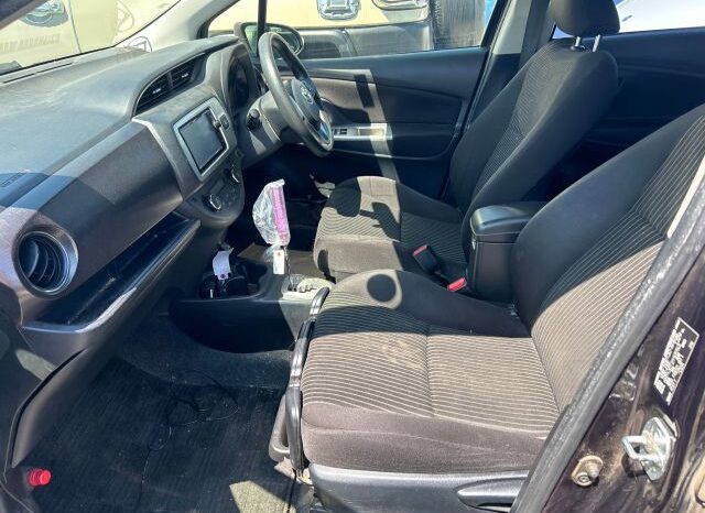 
								TOYOTA GENESIS VITZ full									