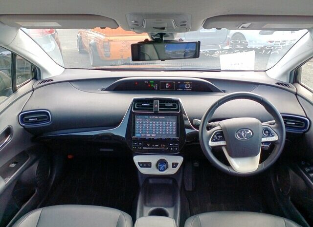 
								TOYOTA 3-SERIE PRIUS full									