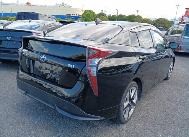 
								TOYOTA 3-SERIE PRIUS full									