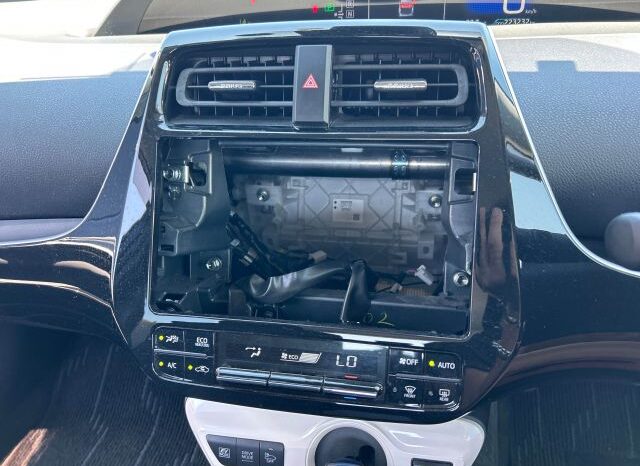 
								TOYOTA 4-SERIES PRIUS full									