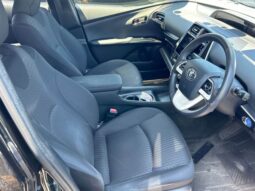 
										TOYOTA 4-SERIES PRIUS full									