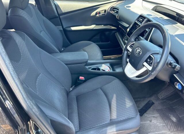 
								TOYOTA 4-SERIES PRIUS full									