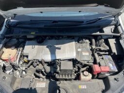 
										TOYOTA FLYING SPUR PRIUS full									