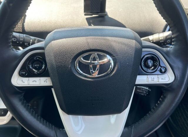 
								TOYOTA FLYING SPUR PRIUS full									