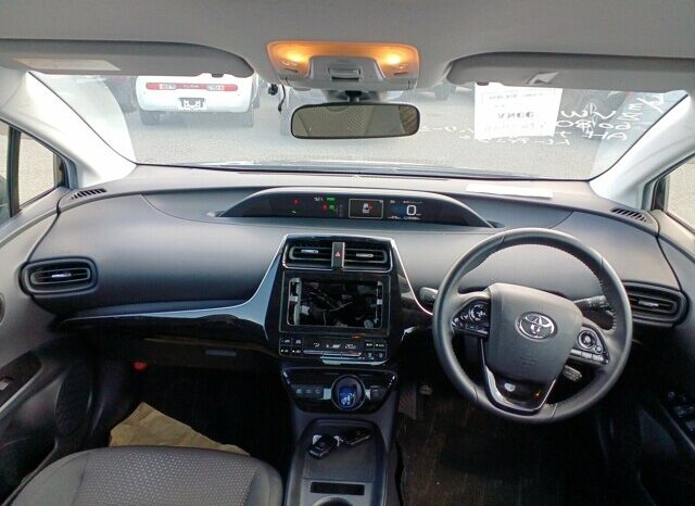 
								TOYOTA BENTAYGA PRIUS full									