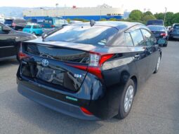 TOYOTA BENTAYGA PRIUS