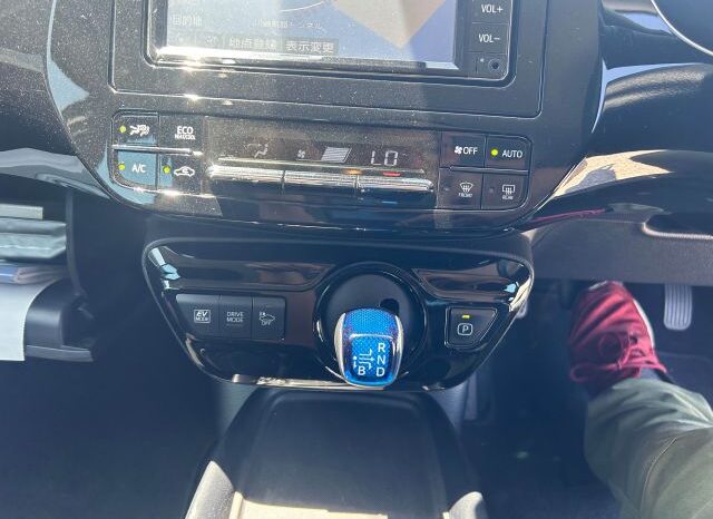 
								TOYOTA CR-V PRIUS full									
