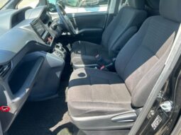 
										TOYOTA GTR VOXY full									