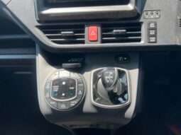 
										TOYOTA GTR VOXY full									