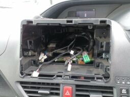 
										TOYOTA AVALON VOXY full									