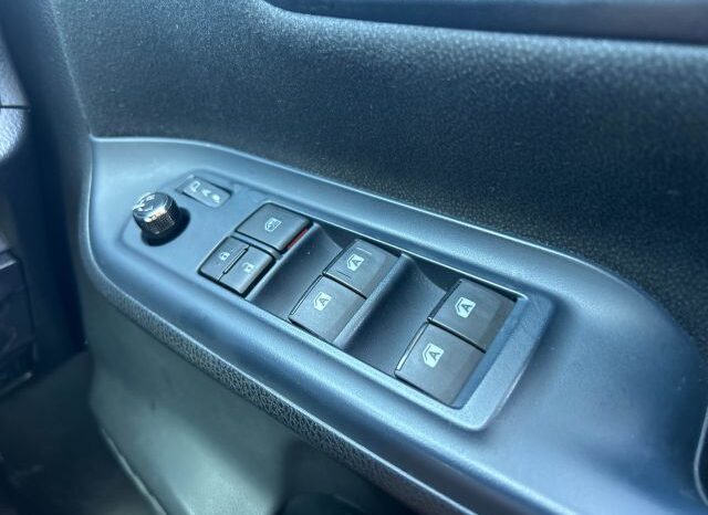 
								TOYOTA MALIBU VOXY full									