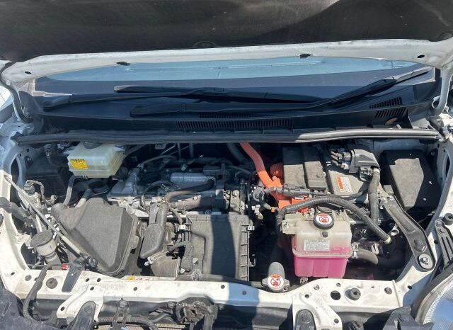 
								TOYOTA CRUZE NOAH full									